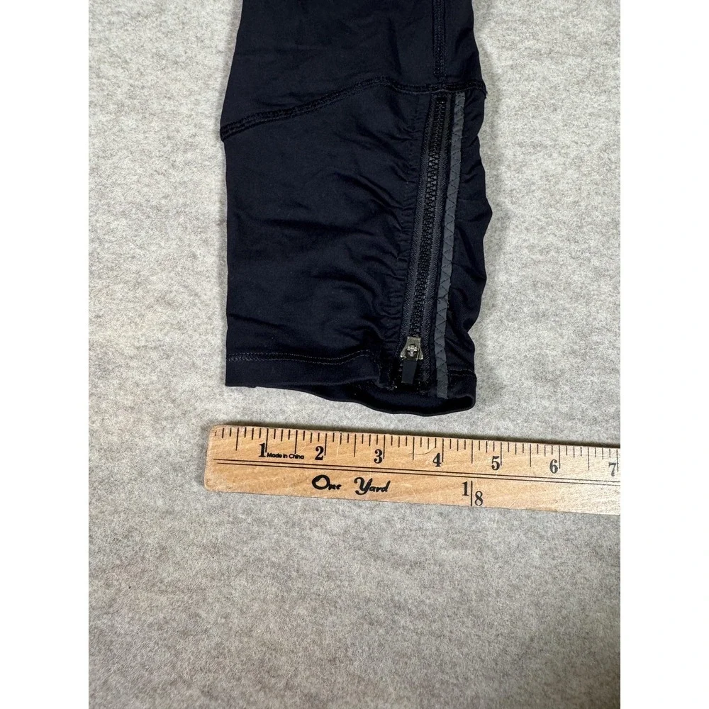 Lululemon‎ Leggings Womens 6 Black Capri Ruched Zip Pocket Yoga Athletic Gym